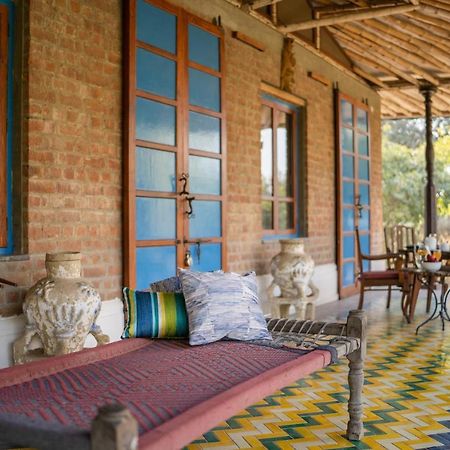 Lohonostays Bamboo House Sadhrana Bagh Gurgaon Exterior photo